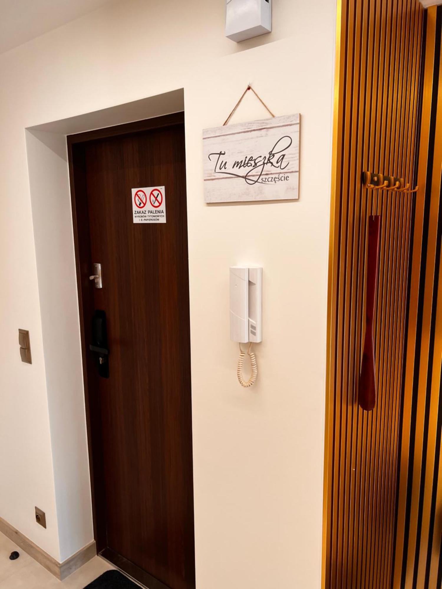 Goldowy Apartament Konin Exterior foto